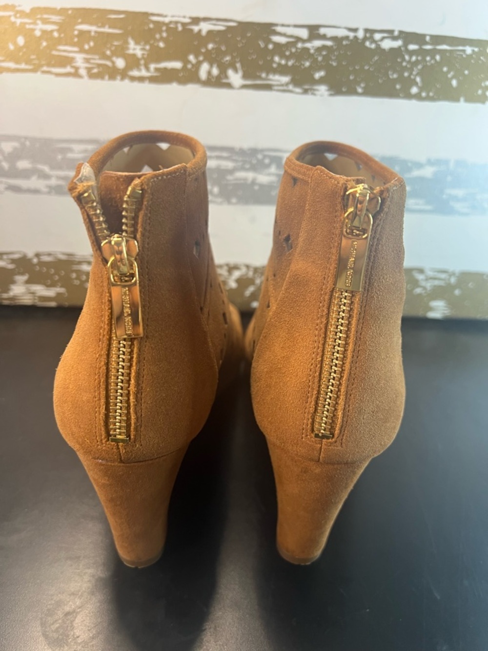 Michael Kors Wedges - Picture 4 of 7